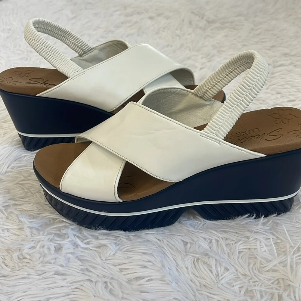 Skechers White and Navy Blue Wedge Sandals with Modern Design WOMENS SIZE 10